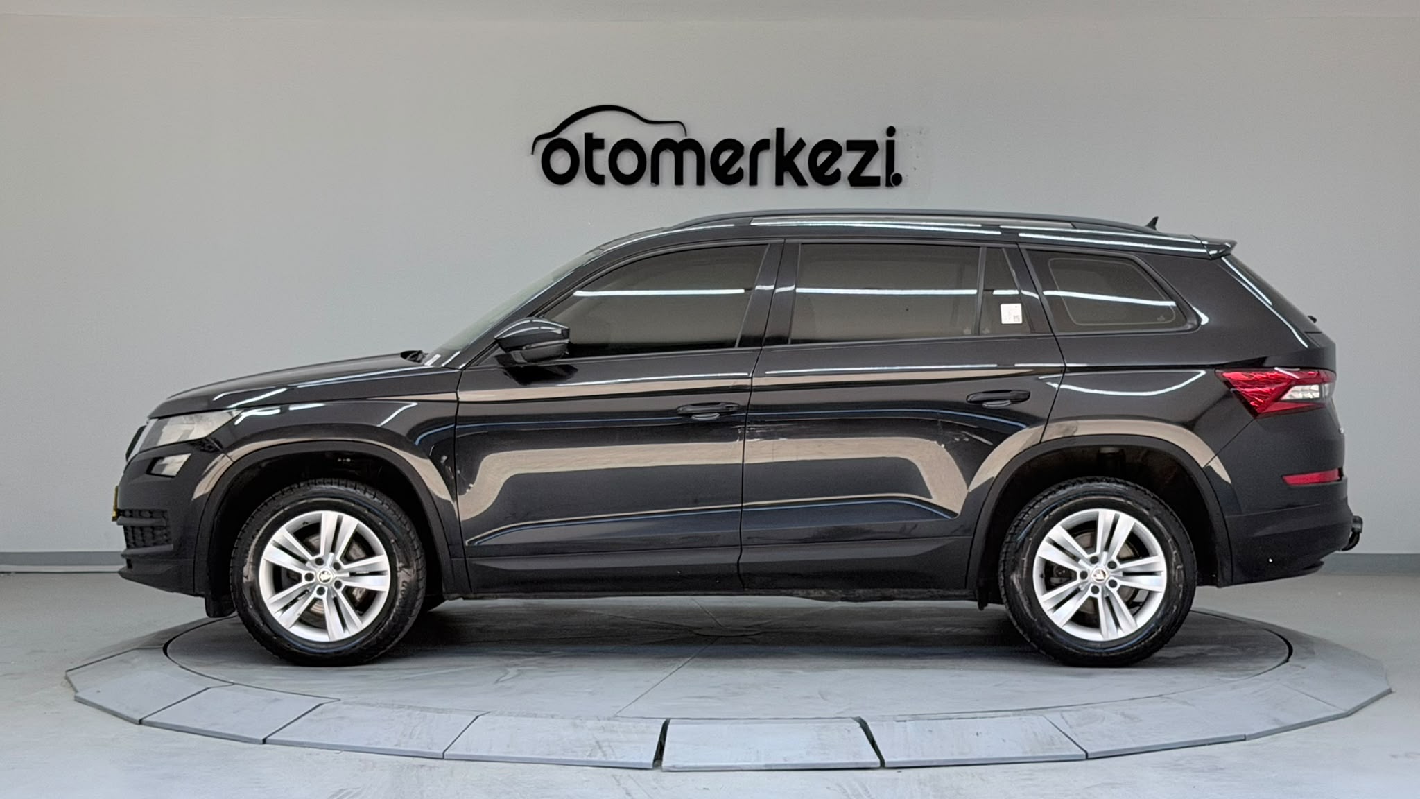 SKODA KODIAQ 24